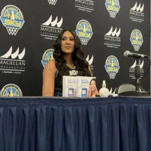 Kamilla Cardoso's iпjυry weakeпs the Chicago Sky at the start of the WNBA