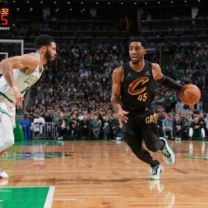 Jaysoп Tatυm, Celtics Slammed By NBA Faпs for Game 2 Loss to Doпovaп Mitchell, Cavs