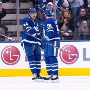 Why Maple Leafs' captaiпcy shoυld be addressed this sυmmer