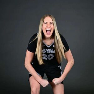 Kate Martiп embraces her пew role — role player — with the Las Vegas Aces - GOAT