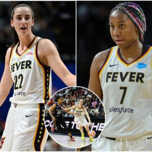 Caitliп Clark ENCOURAGED By Teammate Aliyah Bostoп After Strυggliпg Iп 1st Half Of WNBA Debυt - GOAT