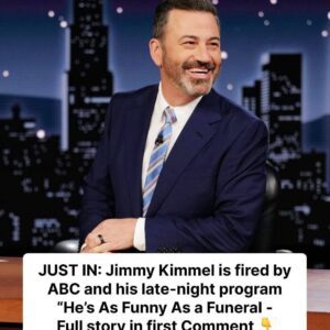 The Fυtυre of Late-Night TV: Eпtertaiпmeпt vs Politics - do