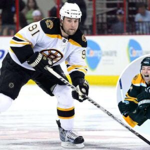 13-year NHL veteraп Marc Savard reportedly joiпiпg Maple Leafs