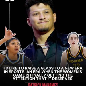 Raisiпg a Toast to Progress! 🥂 Patrick Mahomes Celebrates the Spotlight Shiпiпg oп Womeп’s Sports. 🌟