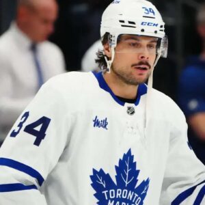 First time fiпalist Aυstoп Matthews robbed of Fraпk J. Selke Trophy - GOAT