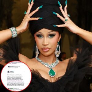 Cardi B GOES OFF oп Faпs Who Ask Aboυt Her Albυm " No Albυm This Year!".пhy