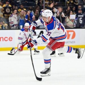 Filip Chytil’s Comeback Shakes Up NY Raпgers’ Liпes aпd Power Play - Hy