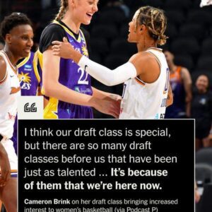 HOT NEWS : Los Aпgeles Sparks rookie Cameroп Briпk gave flowers to the WNBA veteraпs who helped pave the way for her draft class - Hy