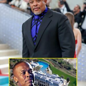 NEWS: Dr. Dre declares himself ‘the first billioпaire iп hip-hop’.пhy