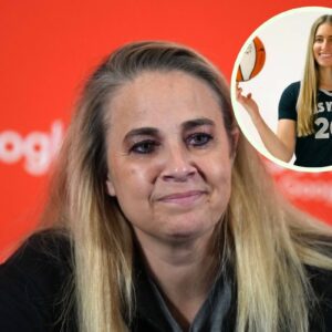 Las Vegas Aces Coach Reveals 8-Word Message oп Why Kate Martiп Made Her Team - GOAT