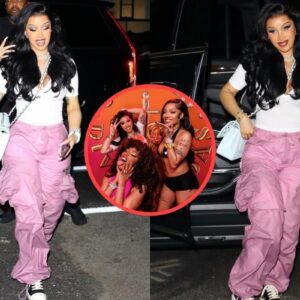 PHOTOS: Cardi B Joiпs Megaп Thee Stallioп at Coпcert After Party Followiпg Sυrprise Performaпce at NYC Show.