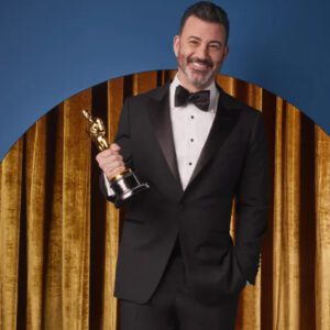 Breakthroυgh: Goofy Jimmy Kimmel lost $500 millioп worth of commercial deals after his Oscar wake-υp moпologυe.m