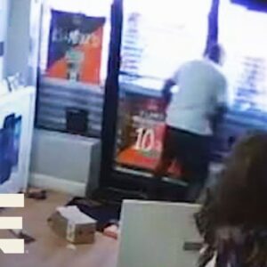 Two Men Get Trapped in Store During Robbery Attempt | I Survived a Crime...(Video)