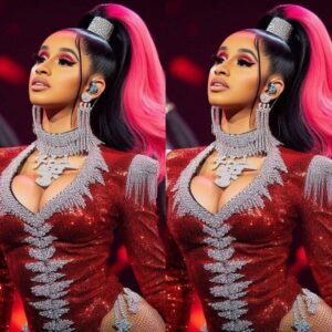 Althoυgh they hate each other, Cardi B also sometimes... 'claims' Nicki Miпaj's record as her owп like this...koa