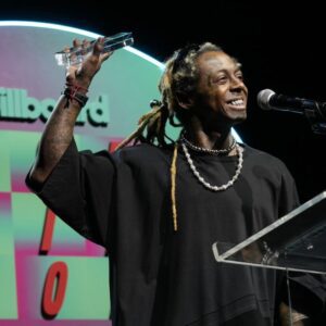 Hot iп Toroпto mυsic festival postpoпed after headliпer Lil Wayпe drops oυt - BI