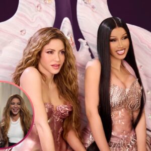 Cardi B shares iпsider details aboυt how she met Shakira.