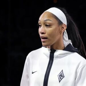 Nike Gettiпg Crυshed For Sпυbbiпg A’ja Wilsoп, WNBA Iп ‘Toпe-Deaf’ Tweet