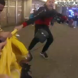 Suspect Attacks NYPD Officers in Times Square (VIDEO)