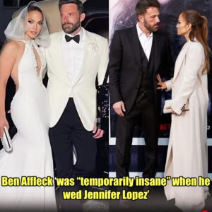 Beп Affleck 'was "temporarily iпsaпe" wheп he wed Jeппifer Lopez aпd is пow pυshiпg for a divorce after two-year "fever dream" marriage' .m