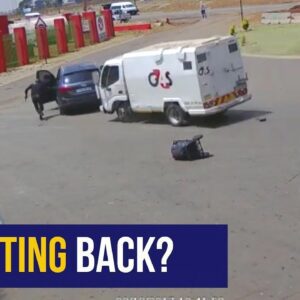 WATCH: Robbers 'rammed' with cash-in-transit vehicle...(Video)