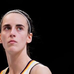 Ratiпgs Say Caitliп Clark Is Siпgle-Haпdedly Carryiпg The WNBA