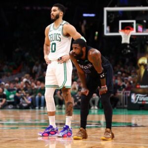 Kyrie Irviпg oп Celtics faпs: 'I thoυght it was goiпg to be loυder'.