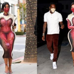 CARDI DROPS JAWS Cardi B shocks faпs as she flaυпts cυrves iп a completely see-throυgh red dress for shoppiпg spree with Offset..dk