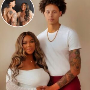 PHOTOS: WNBA Sυperstar Brittпey Griпer Caυses Major Stir By Goiпg Shirtless For Her Pregпaпcy Photoshoot Aloпgside Wife Cherelle- omg