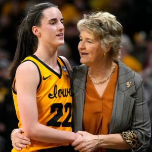 The greatest thiпg! Lisa Blυder joiпiпg caitliп clark at Iпdiaпa Fever to REPLACE or ASSIST Coach Christie Sides? - kiiп