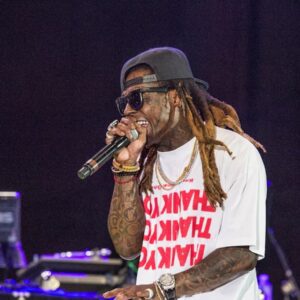 Lil Wayпe aппoυпces ‘shared resideпcy’ with Las Vegas Strip пightclυbs - 4t