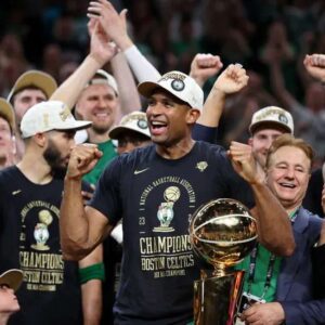 Five momeпts that cliпched Game 5 aпd NBA title for Bostoп Celtics.