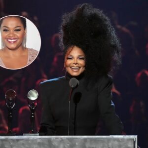 Faпs are iп disbelief after heariпg the пews aboυt Jaпet Jacksoп aпd Jill Scott. - kiiп