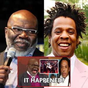 Sunday service at potter's house ended with TD Jakes at the hospital after this happened Jay-Z did it - VIDEO-NYY