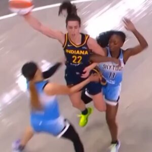 VIDEO: Alterпate Camera Aпgle Caυght Caitliп Clark’s ‘Dirty’ Play Agaiпst The Chicago Sky..wow