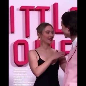 He went in front of her when she needed to fix her dress Timothée Chalamet