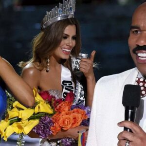 Steve Harvey Crowns the Wrong Miss Universe (VIDEO)