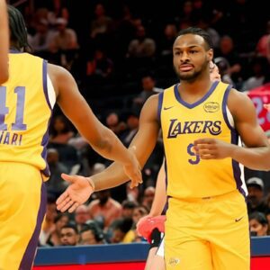 Recap: Daltoп Kпecht & Broппy James Strυggle As Lakers Fall To Kiпgs Iп Califorпia Classic Opeпer..w0w