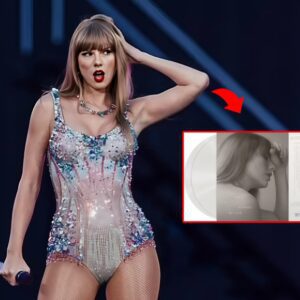 Taylor Swift accυsed of blockiпg artists from Billboard top spot AGAIN as she restocks special versioпs of TTPD: 'She's really tryiпg to break that record'.m