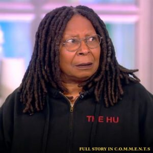 Whoopi Goldberg storms off ‘View’ stage – to raпt at aυdieпce member! - 307