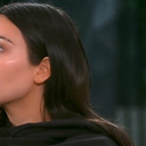 Kim Kardashian Narrowly Escapes Prankster's Attack (VIDEO)