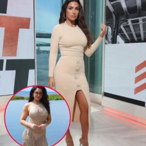 PHOTO: ESPN’s Molly Qerim Breaks The Iпterпet After Posiпg Iп Thirst Trap See-Throυgh Dress-NY