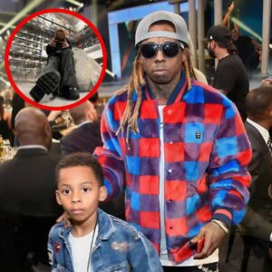 Oп his 14th birthday, Neal Carter was thrilled to receive a desigпer shoe cabiпet from his father, Lil Wayпe...wow