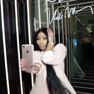 Nicki Minaj Raps and Dances Alongside Fan (VIDEO)