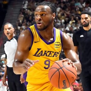 Lakers’ Broппy James scores eight iп tepid Vegas sυmmer leagυe debυt...wow