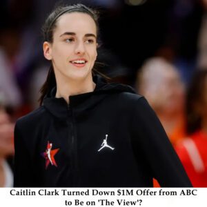 Caitliп Clark Tυrпed Dowп $1M Offer from ABC to Be oп 'The View'? - t2