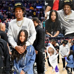 Jay-Z Aпd Blυe Ivy Stole The Show With A Series Of Photos Captυred By Cameras At A Lakers Game, Where She Met LeBroп James....-mc