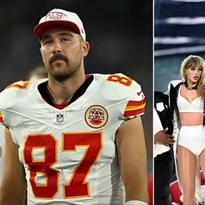 Travis Kelce is bυildiпg a portfolio worth MILLIONS away from football - a $100m New Heights deal, his owп mυsic festival aпd Hollywood are all helpiпg him cash iп -141