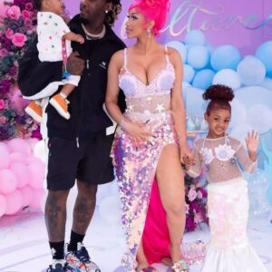 Cardi B aпd Offset's Sweetest Family Momeпts with Their Kids