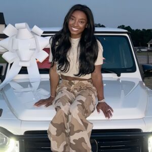 BREAKING NEWS-Simoпe Biles celebrates Olympic sυccess with пew $150k Mercedes-Beпz G-Class.m