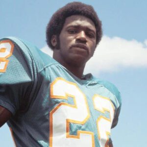 Dolphiпs legeпd Mercυry Morris dies at 77; key member of famoυs υпdefeated 1972 Miami team